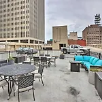 Ideally Located Omaha Condo - Walk To Dtwn!